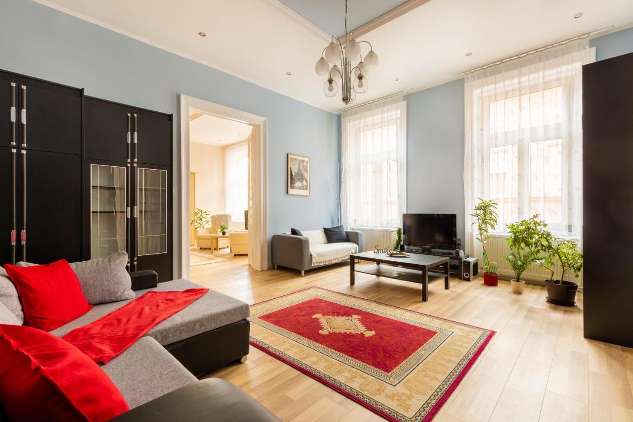 F24 Ferenc Apartment Budapest Esterno foto
