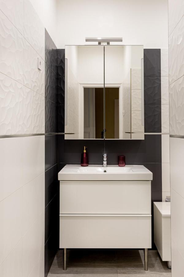 F24 Ferenc Apartment Budapest Esterno foto