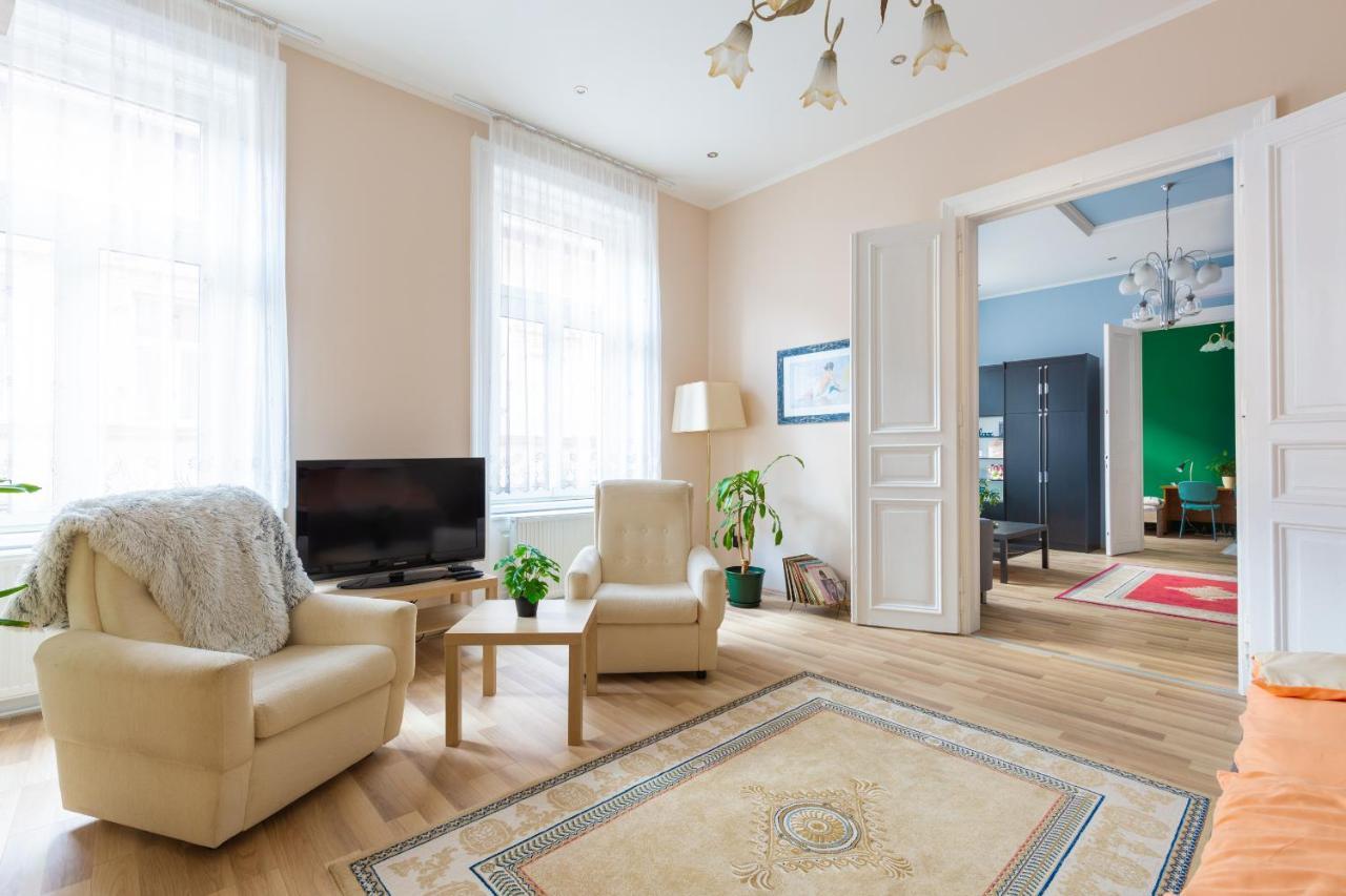 F24 Ferenc Apartment Budapest Esterno foto